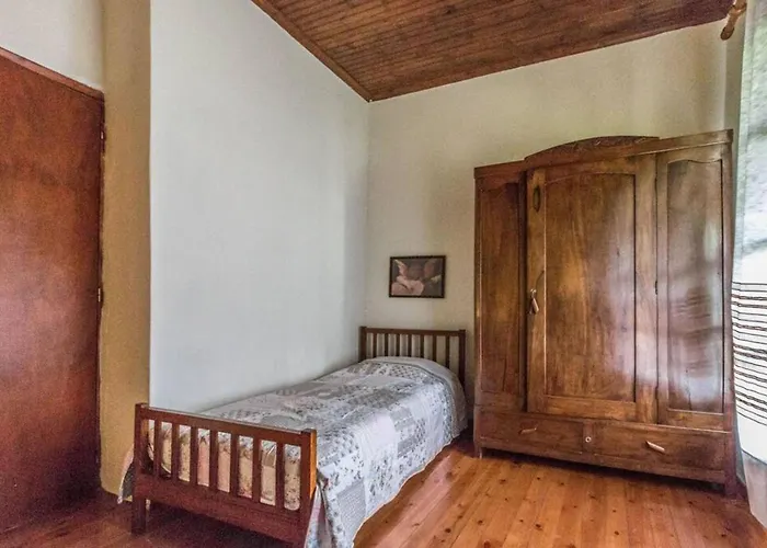 Holiday home Calliope's Stone Manor *