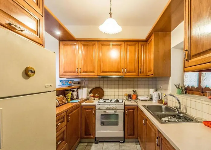 Holiday home Calliope's Stone Manor